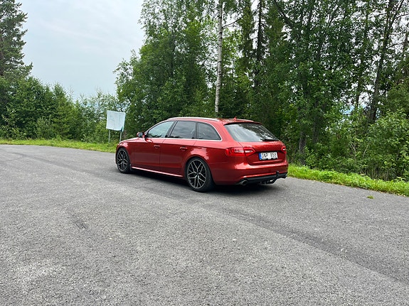 Audi A4 3 of 5