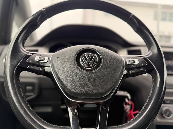 Volkswagen Golf Sportsvan 7 of 11