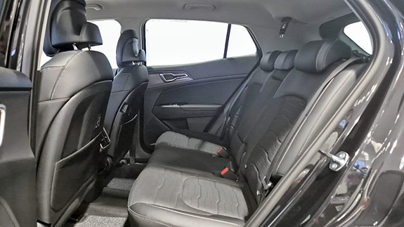 Kia Sportage 9 of 12