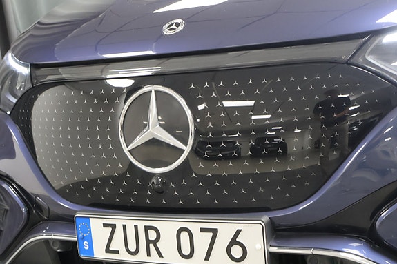 Mercedes-Benz EQE SUV 7 of 24