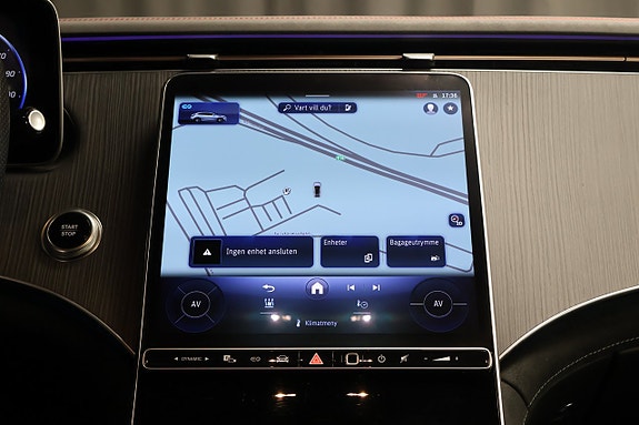 Mercedes-Benz EQE SUV 20 of 24