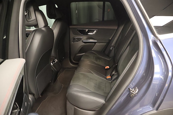 Mercedes-Benz EQE SUV 11 of 24