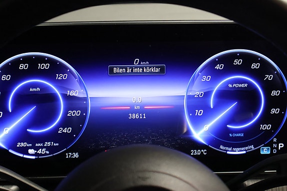 Mercedes-Benz EQE SUV 19 of 24