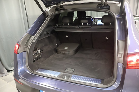 Mercedes-Benz EQE SUV 12 of 24
