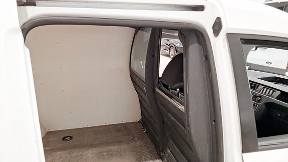 Volkswagen Caddy Maxi 11 of 12
