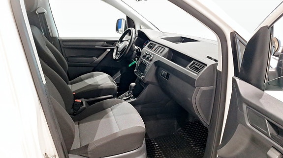 Volkswagen Caddy Maxi 3 of 12