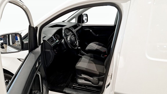 Volkswagen Caddy Maxi 5 of 12