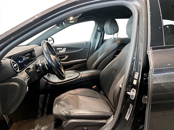 Mercedes-Benz E220 4 of 18