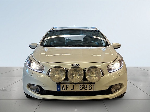 Kia Ceed 2 of 22