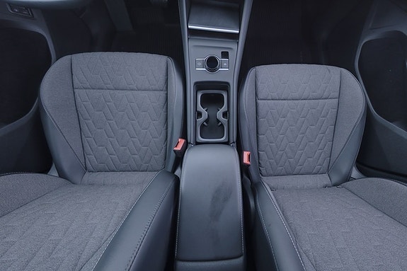 Volkswagen Tiguan 10 of 24