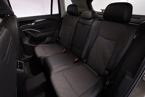 Volkswagen Tiguan 16 of 24