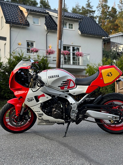 Yamaha XSR900 GP 4 of 12