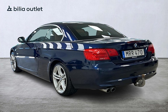 BMW 325i 3 of 5