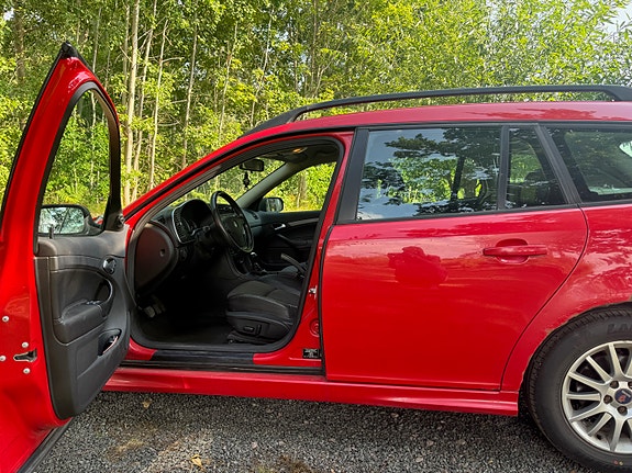 Saab 9-3 4 of 5