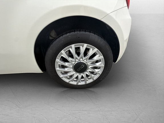 Fiat 500C 25 of 27