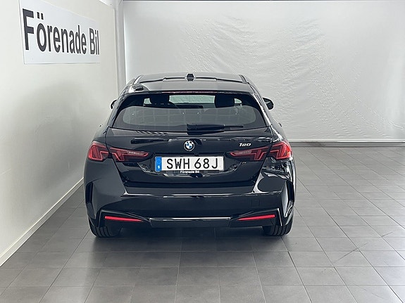 BMW 120 13 of 15