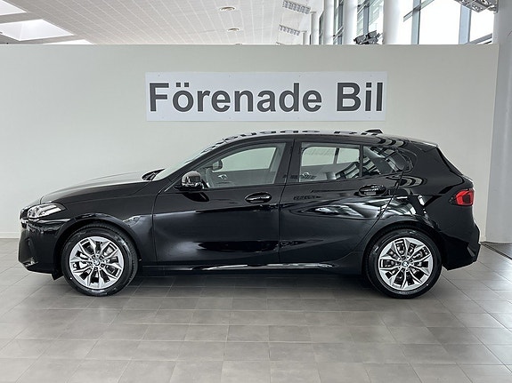 BMW 120 4 of 5