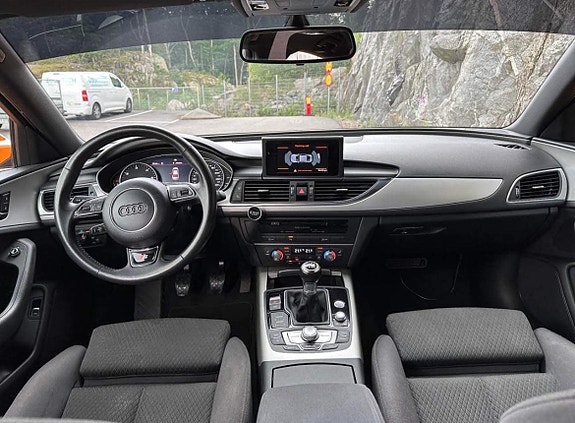 Audi A6 4 of 5