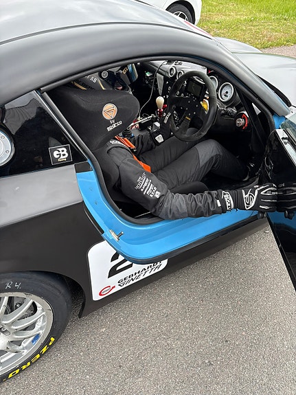 Ginetta G40 2 of 2