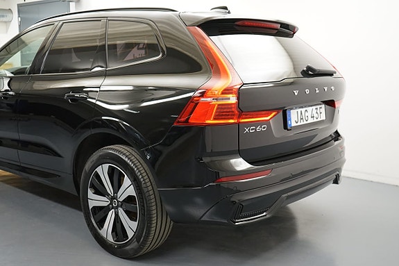 Volvo XC60 3 of 21