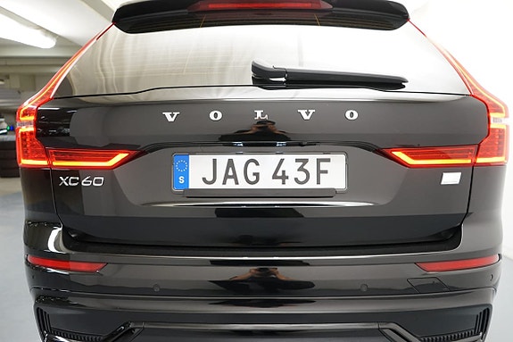 Volvo XC60 18 of 21