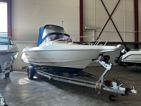 Galia 660 WA 2002 - fin semesterbåt eller för fiske