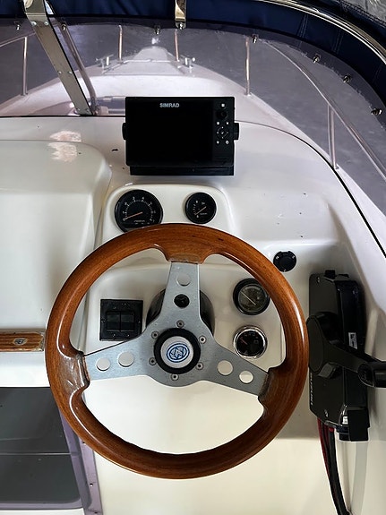 Galia 660 WA 2002 - fin semesterbåt eller för fiske 8 of 12