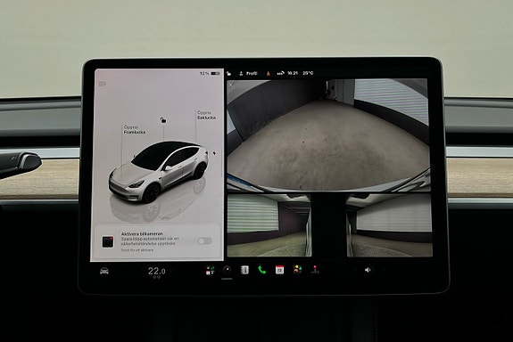 Tesla Model Y 27 of 28