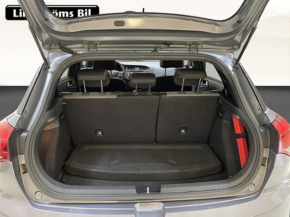 Hyundai i20 12 of 19