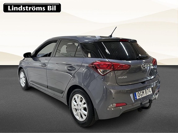 Hyundai i20 4 of 19