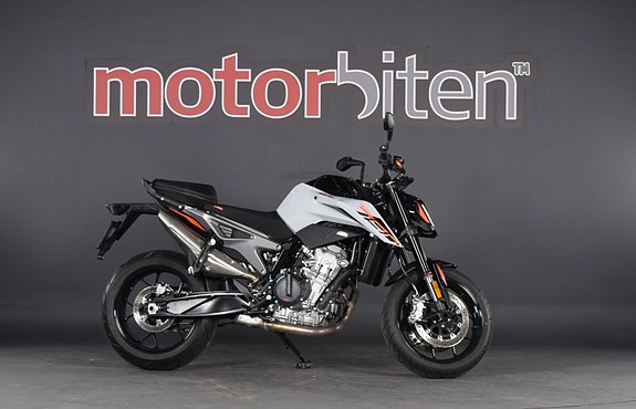 KTM 790 Duke L 3 of 4