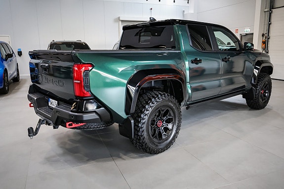 Toyota Tacoma 4 of 30