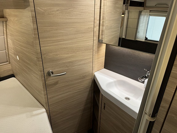 Knaus Südwind 540 FDK 7 of 9