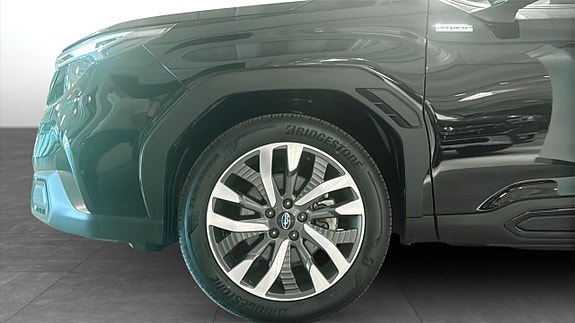 Subaru Forester 9 of 13