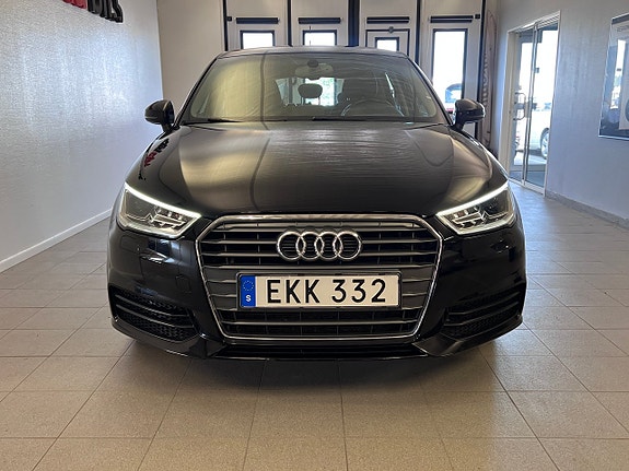 Audi A1 3 of 5