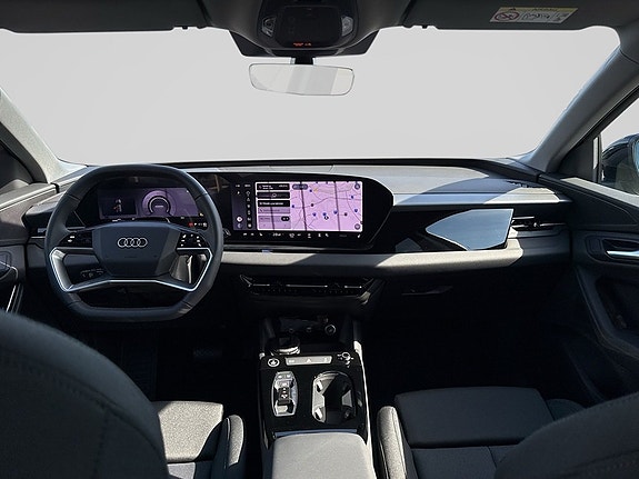 Audi Q6 e-tron 10 of 12