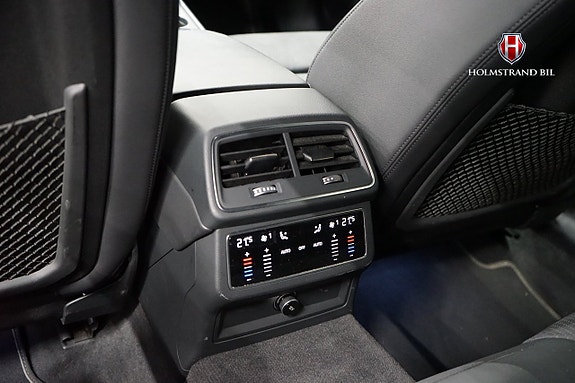 Audi A6 11 of 16