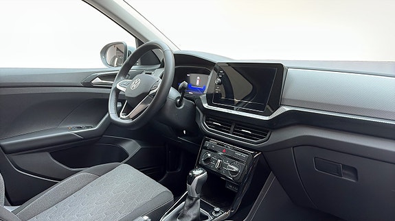 Volkswagen T-Cross 11 of 13