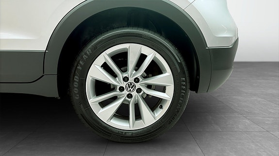 Volkswagen T-Cross 6 of 13
