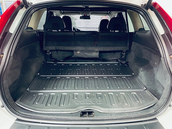 Volvo XC60 15 of 15