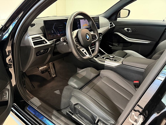 BMW 320d 4 of 11