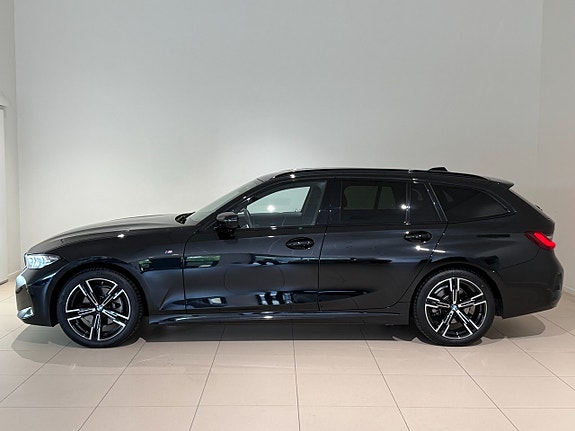 BMW 320d 2 of 11