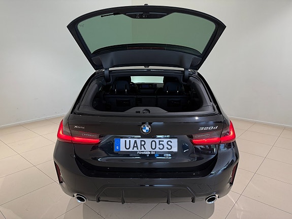 BMW 320d 11 of 11