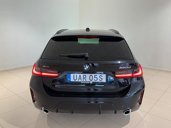 BMW 320d 10 of 11