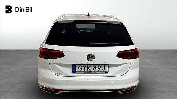Volkswagen Passat 5 of 5