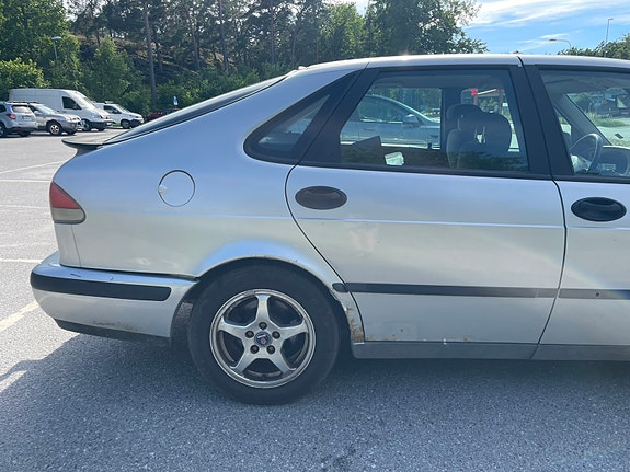 Saab 9-3 5 of 5