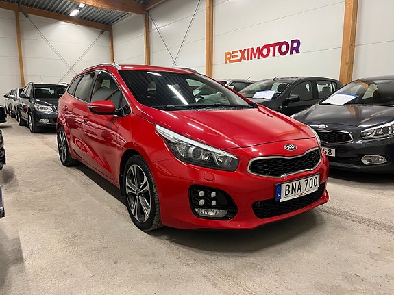 Kia Ceed 2 of 5