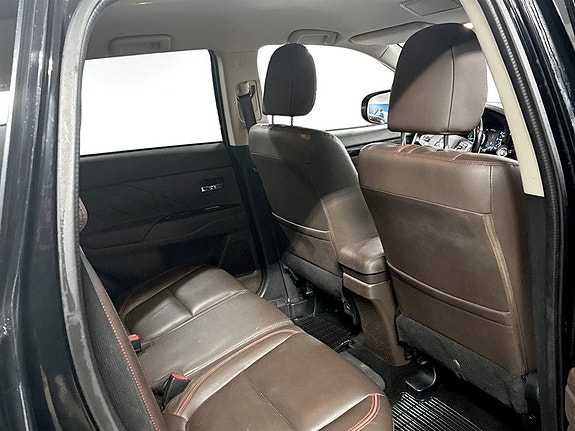 Mitsubishi Outlander 15 of 19