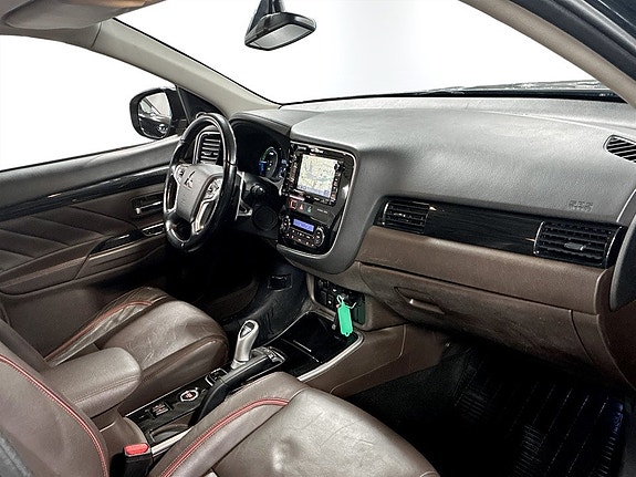 Mitsubishi Outlander 14 of 19