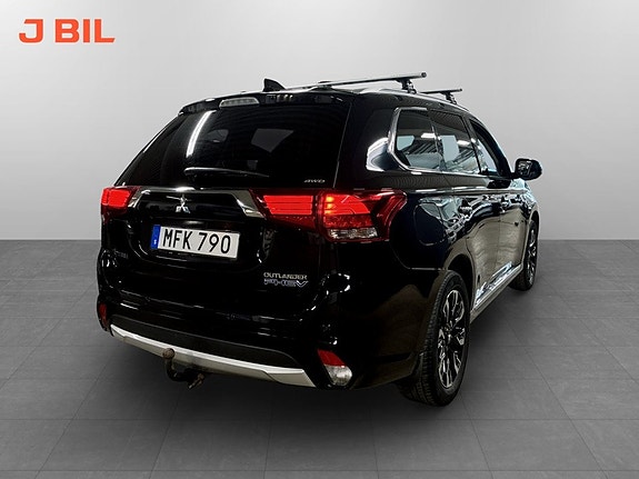 Mitsubishi Outlander 3 of 19